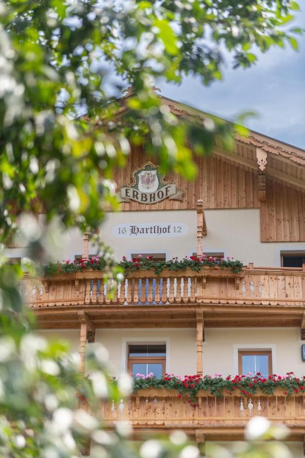 Hartlhof Urlaub Am Baby- Und Kinderbauernhof Niederau Dış mekan fotoğraf